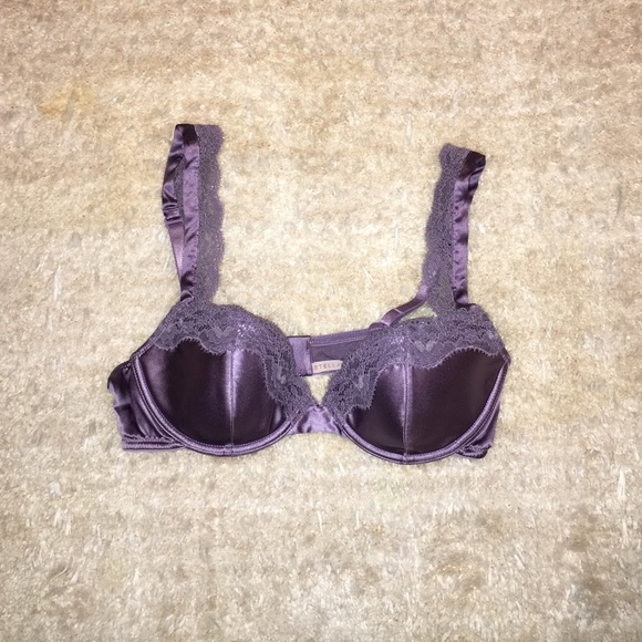 Stella McCartney Other - Stella McCartney Clara Whispering Contour Bra